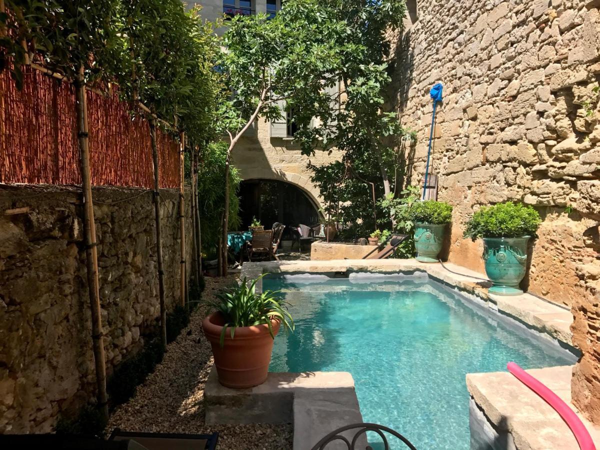Chez Vous Apartamento Uzès Exterior foto