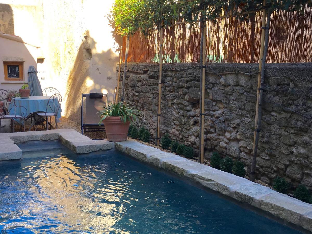 Chez Vous Apartamento Uzès Exterior foto
